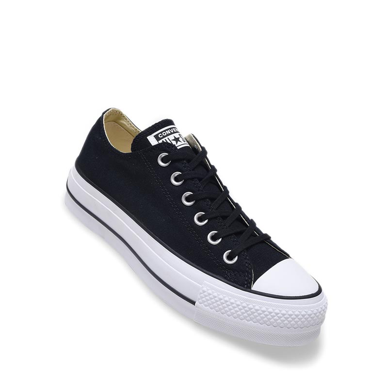 Converse black clearance and white sneakers