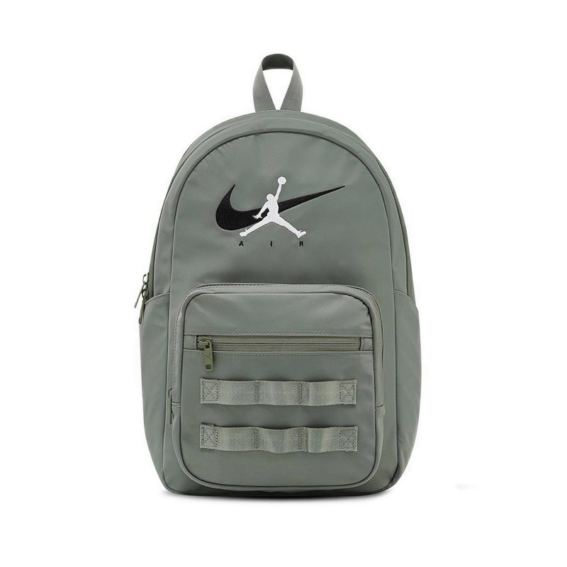 nike air jordan 11 backpack Retro (One Size, White/Emerald Rise) Carry your gear with ease in the Jordan Retro 11 Backpack Jordan Blacktop Backpack (25L).